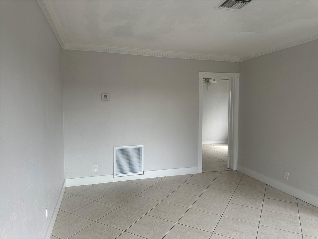 6109 Sw 30th Street - Photo 4