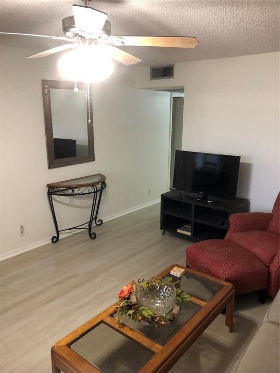 850 Sw 133 - Photo 3
