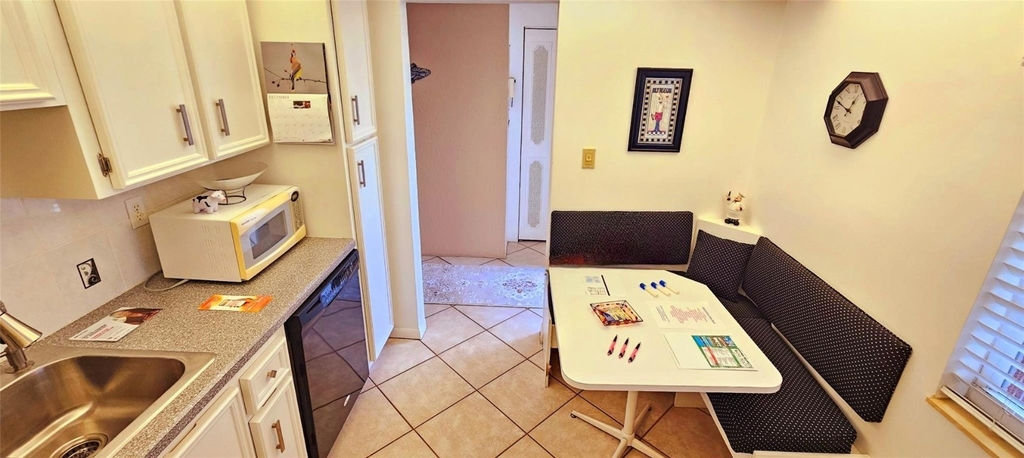 121 Se 3rd Avenue - Photo 4