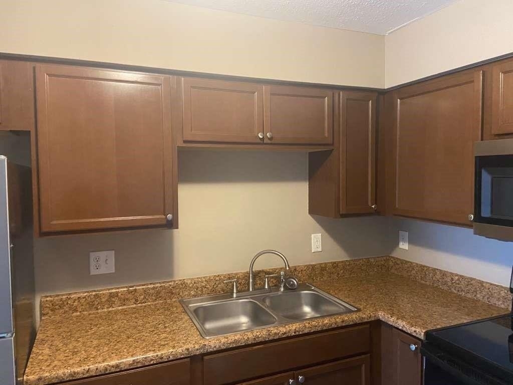 1801 Se 40th Street Road - Photo 1