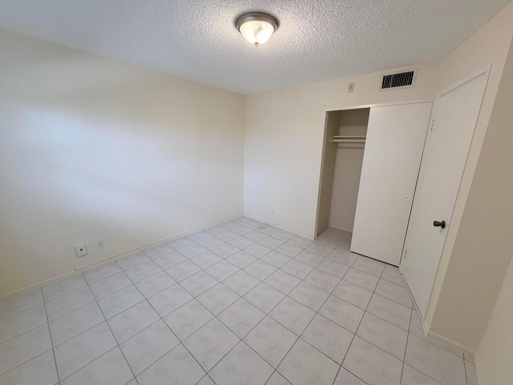 1000 Ne 14th Avenue - Photo 89