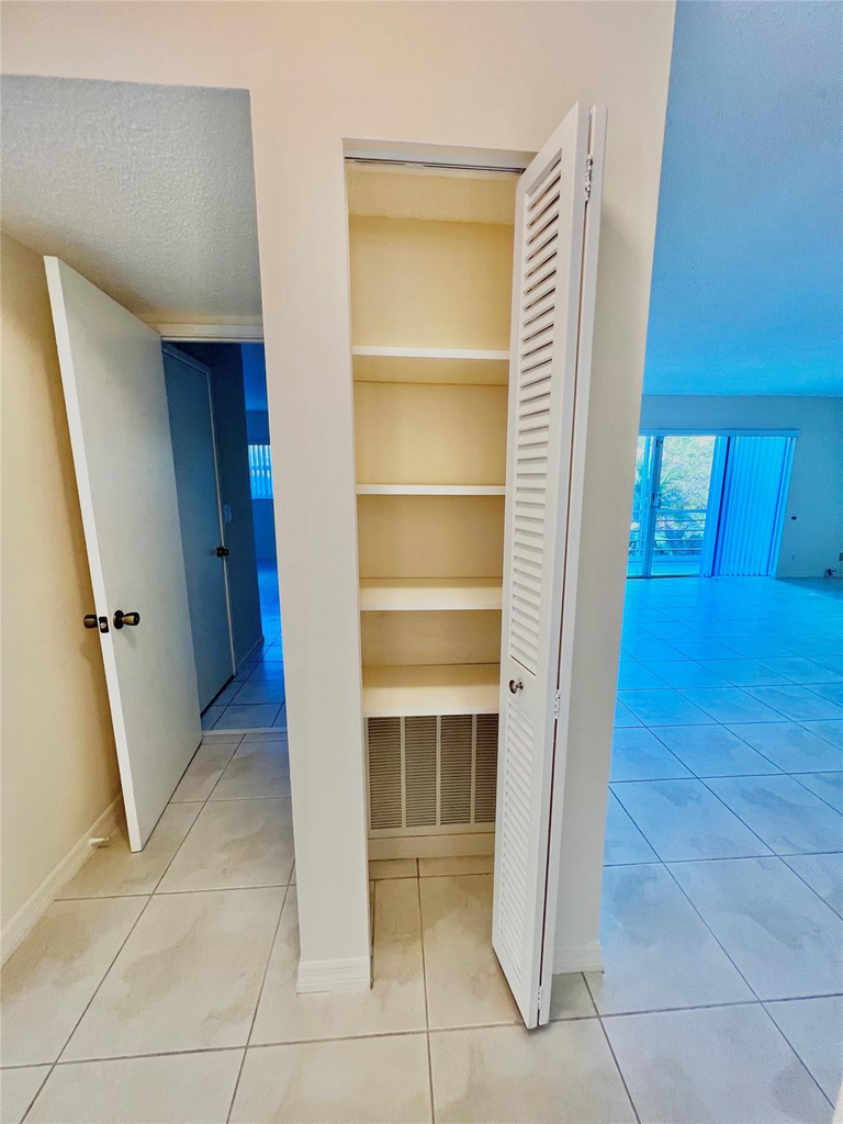 1000 Ne 14th Avenue - Photo 16