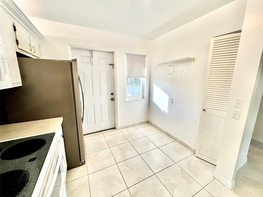 1000 Ne 14th Avenue - Photo 32
