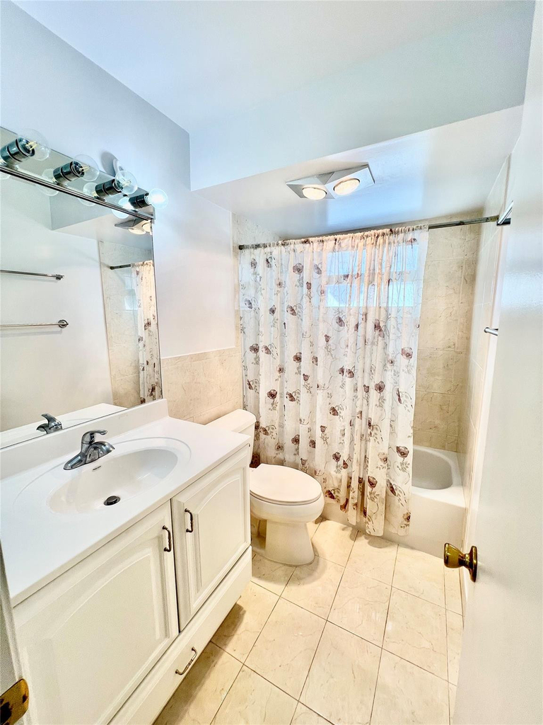 1000 Ne 14th Avenue - Photo 13