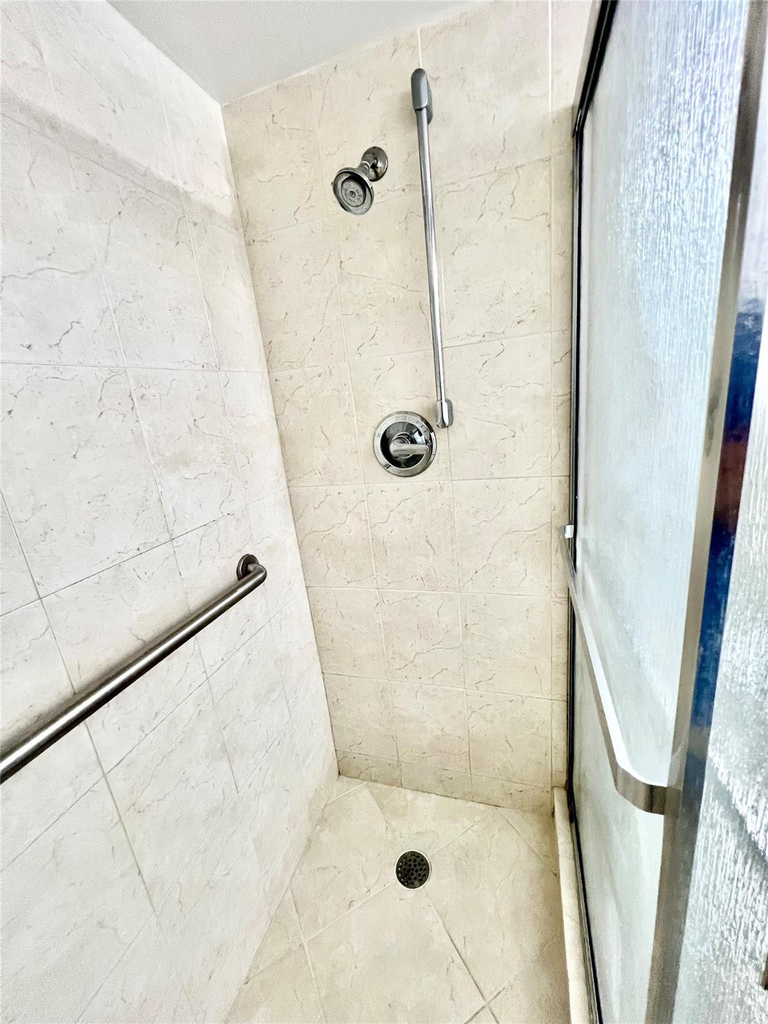 1000 Ne 14th Avenue - Photo 28
