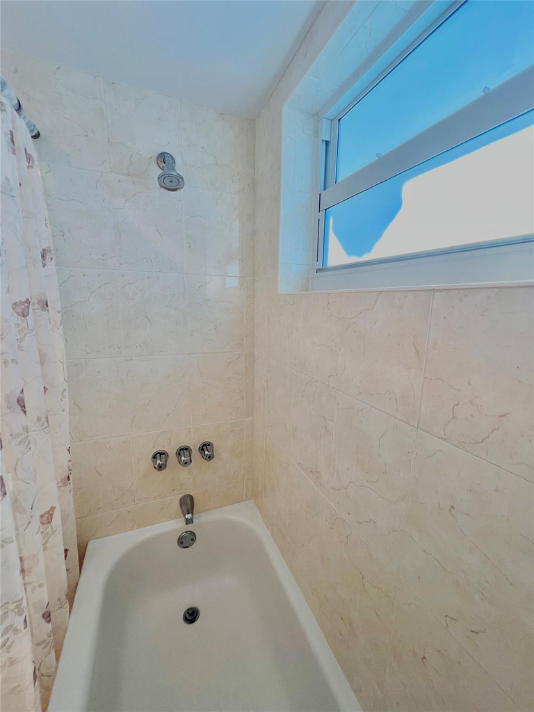 1000 Ne 14th Avenue - Photo 14