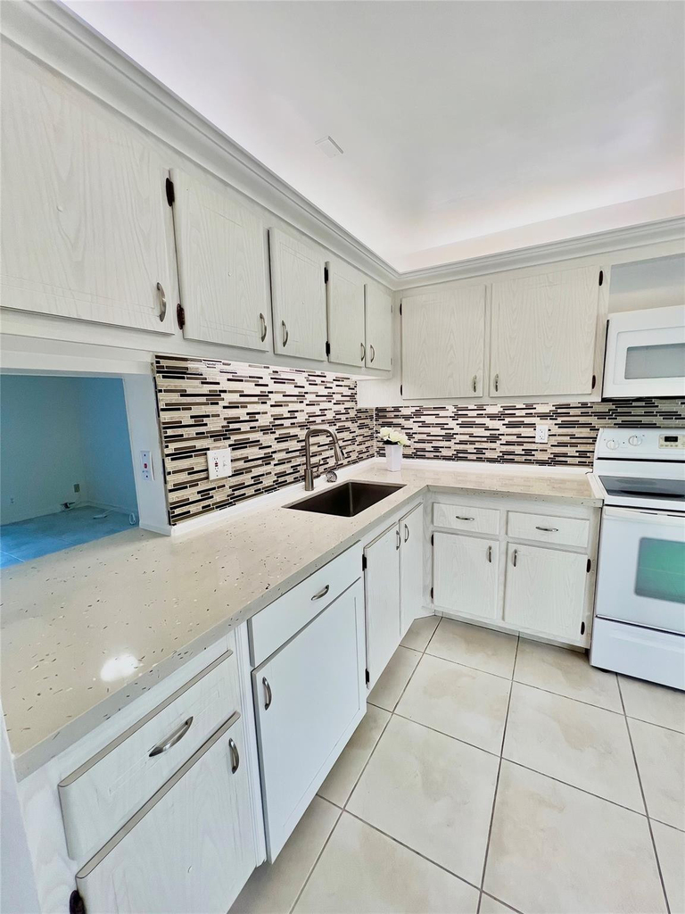 1000 Ne 14th Avenue - Photo 26