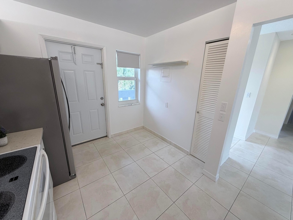 1000 Ne 14th Avenue - Photo 20