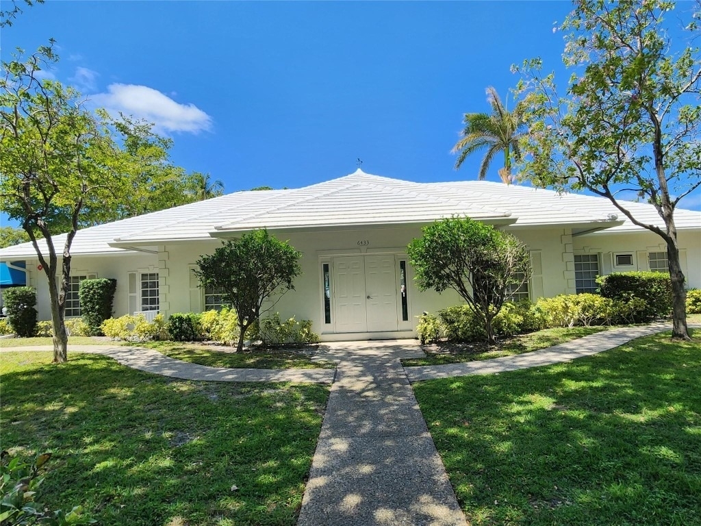 6437 Bay Club Drive - Photo 14