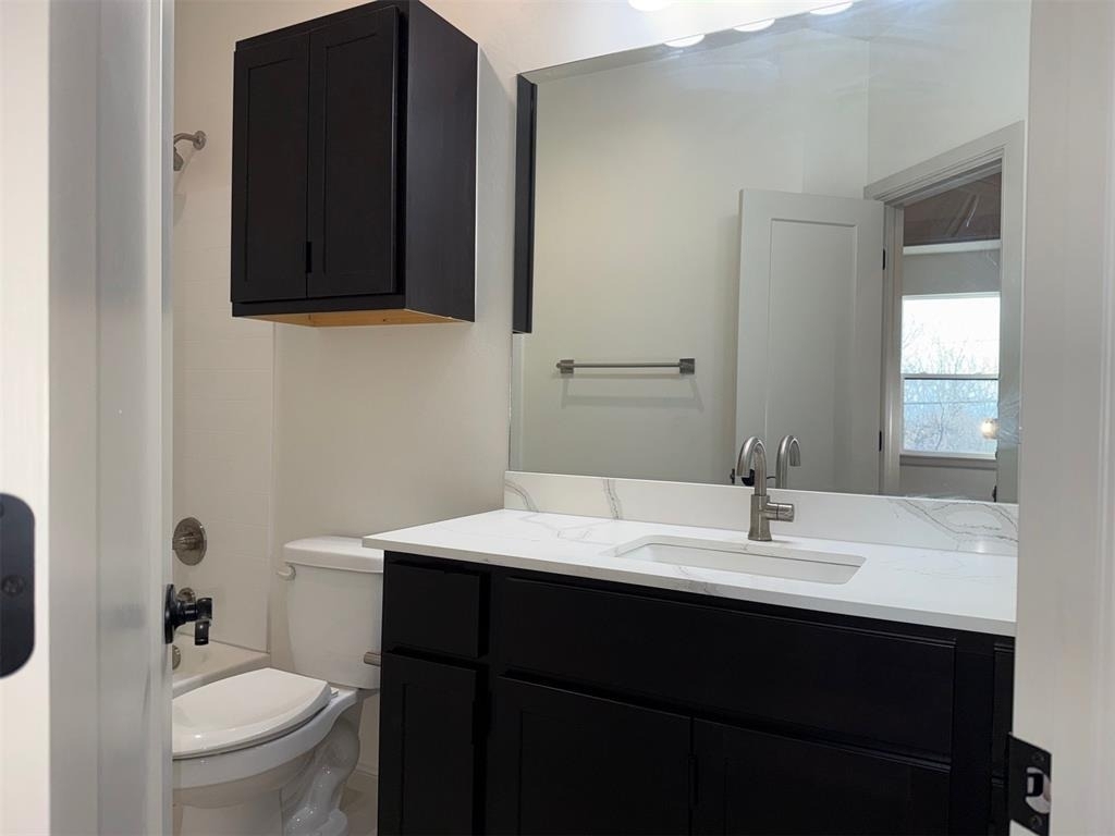575 S Fretz Avenue - Photo 12