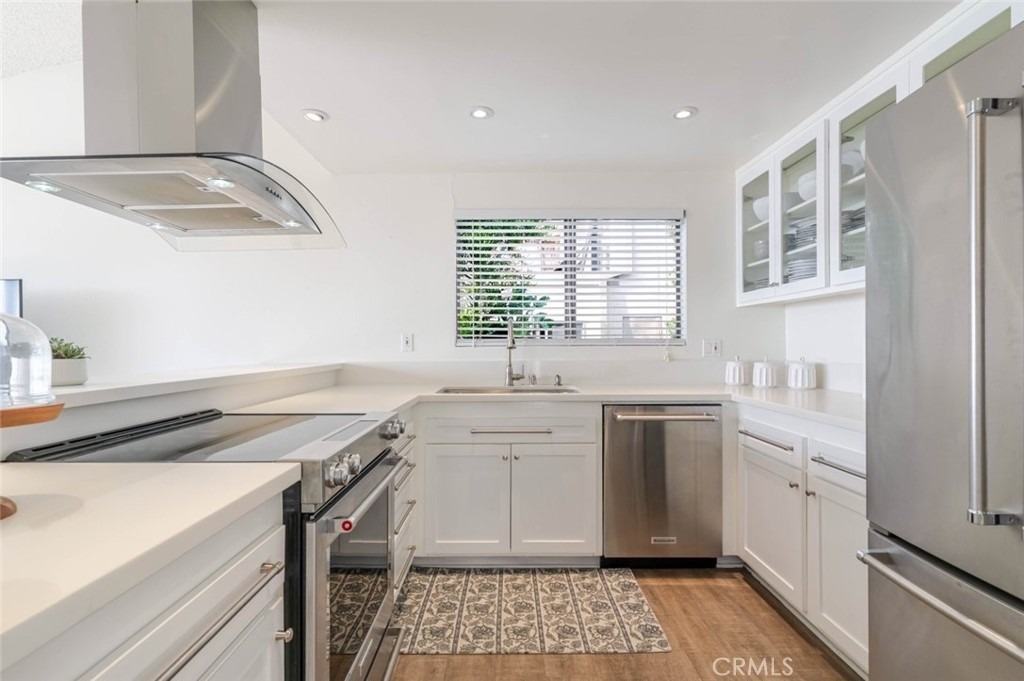 11813 Ellice Street - Photo 11
