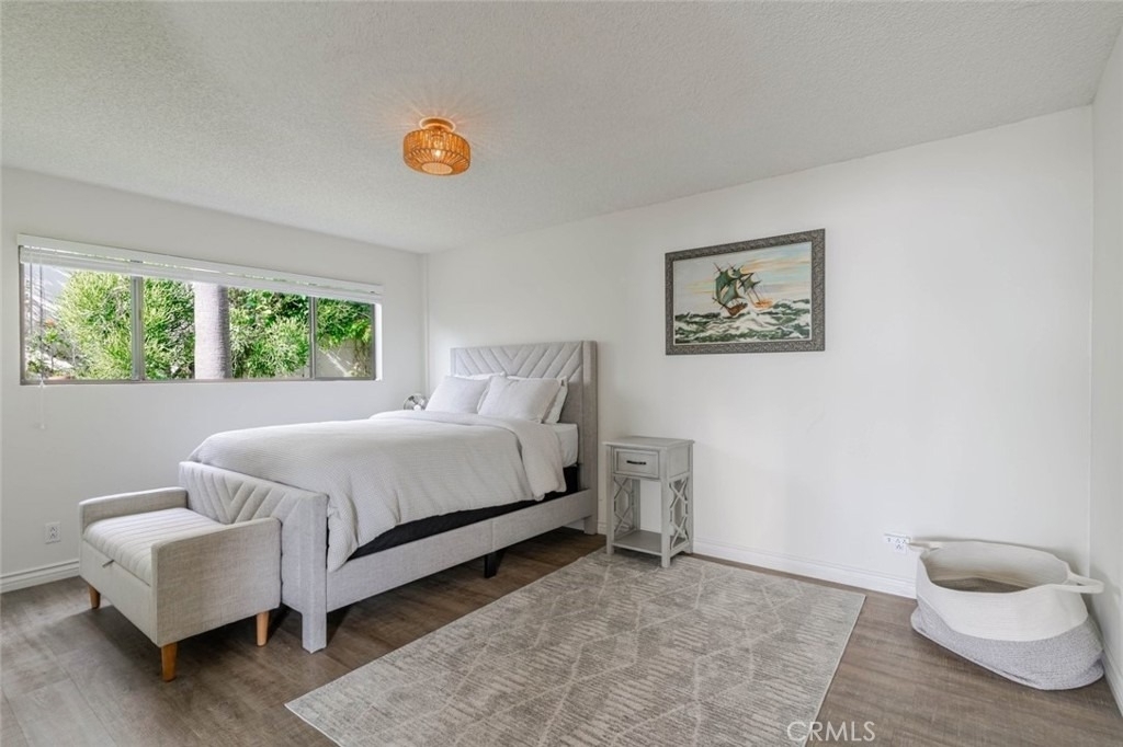 11813 Ellice Street - Photo 28