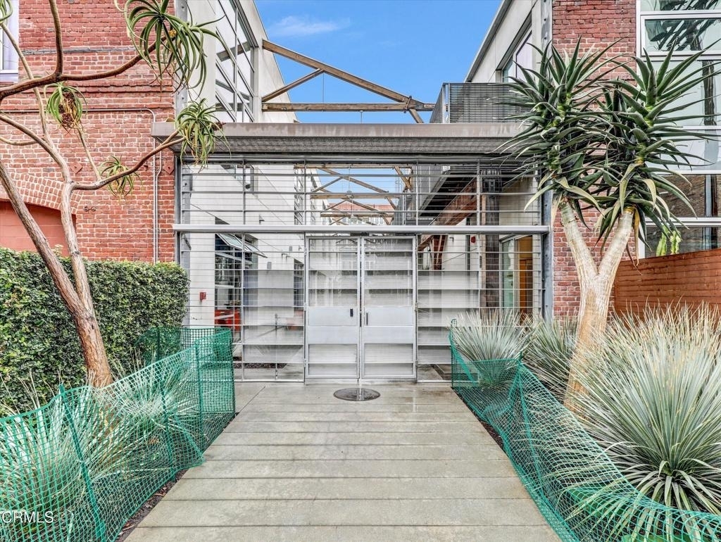 527 Molino Street - Photo 35