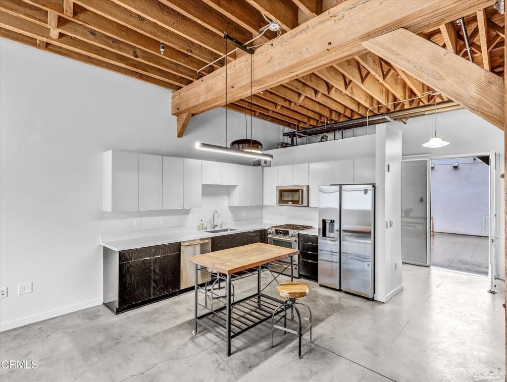 527 Molino Street - Photo 5