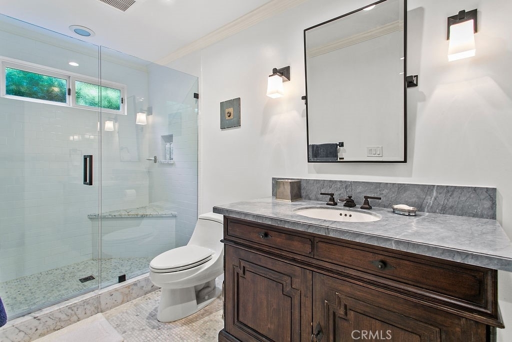 1010 Emerald Bay - Photo 49