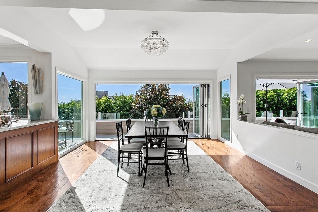 1010 Emerald Bay - Photo 12