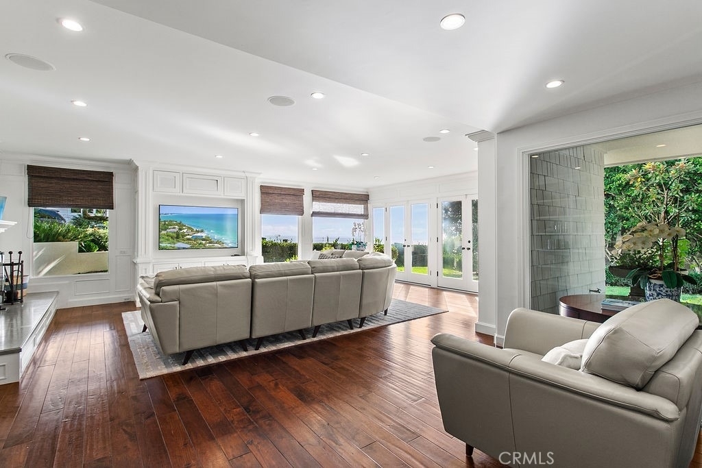 1010 Emerald Bay - Photo 37