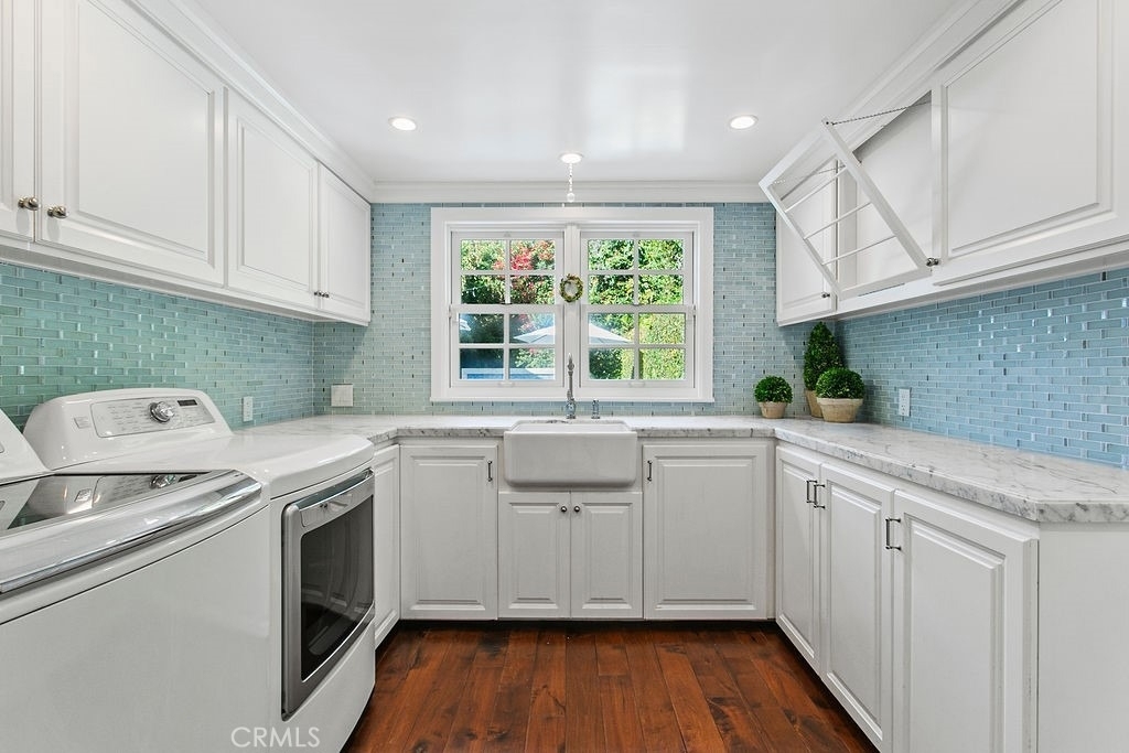 1010 Emerald Bay - Photo 36