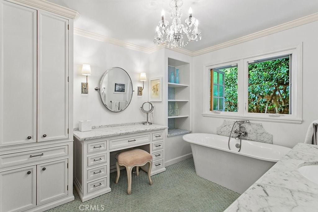 1010 Emerald Bay - Photo 52