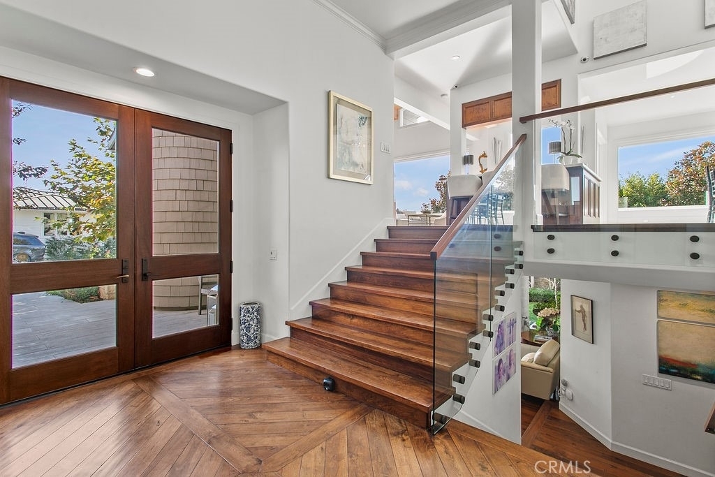 1010 Emerald Bay - Photo 2