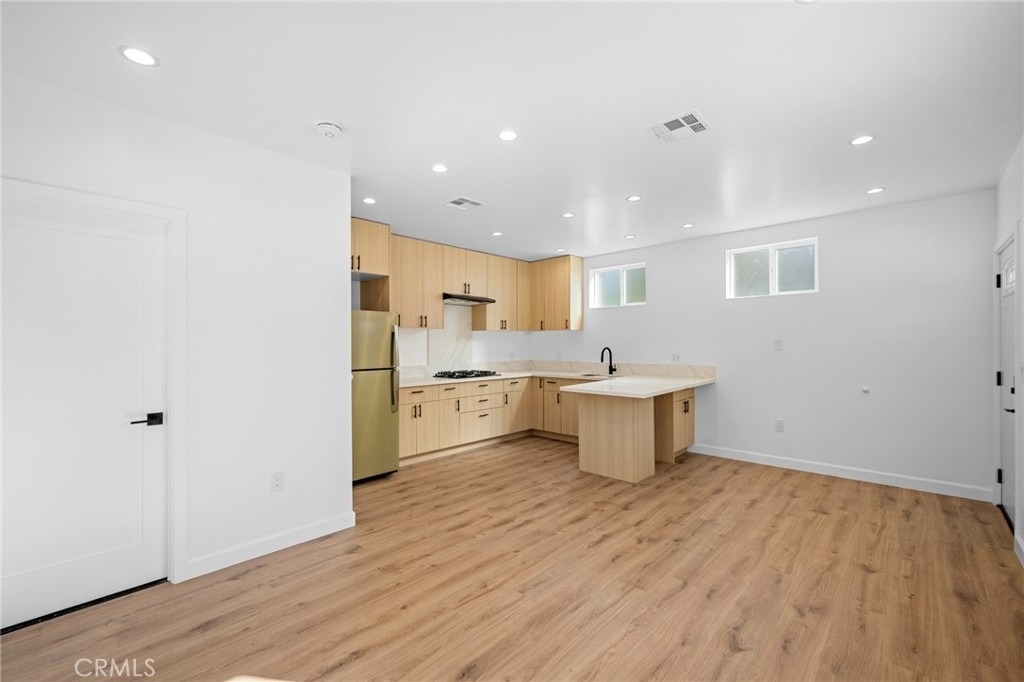14298 Van Nuys Blvd - Photo 6
