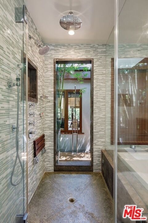 1125 Napoli Drive - Photo 15