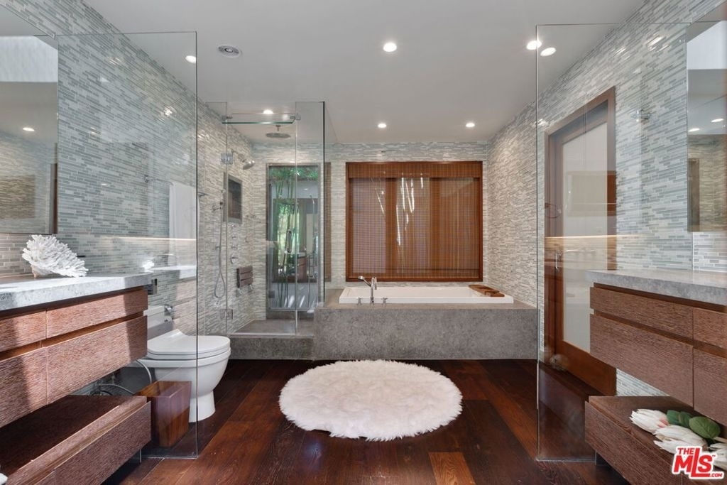 1125 Napoli Drive - Photo 13