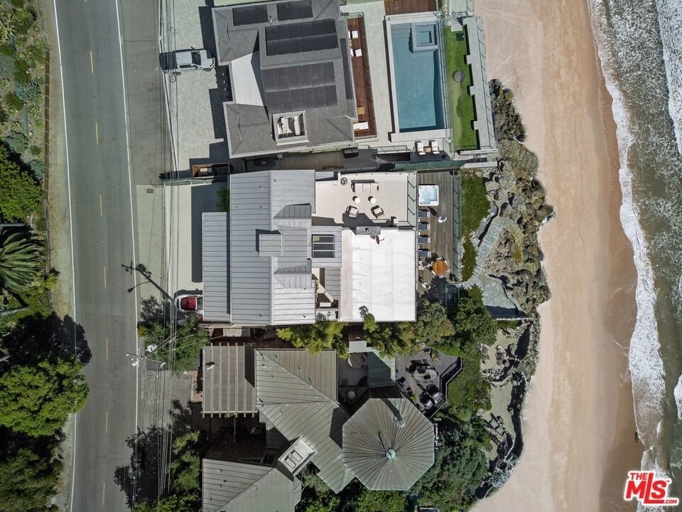24380 Malibu Road - Photo 44