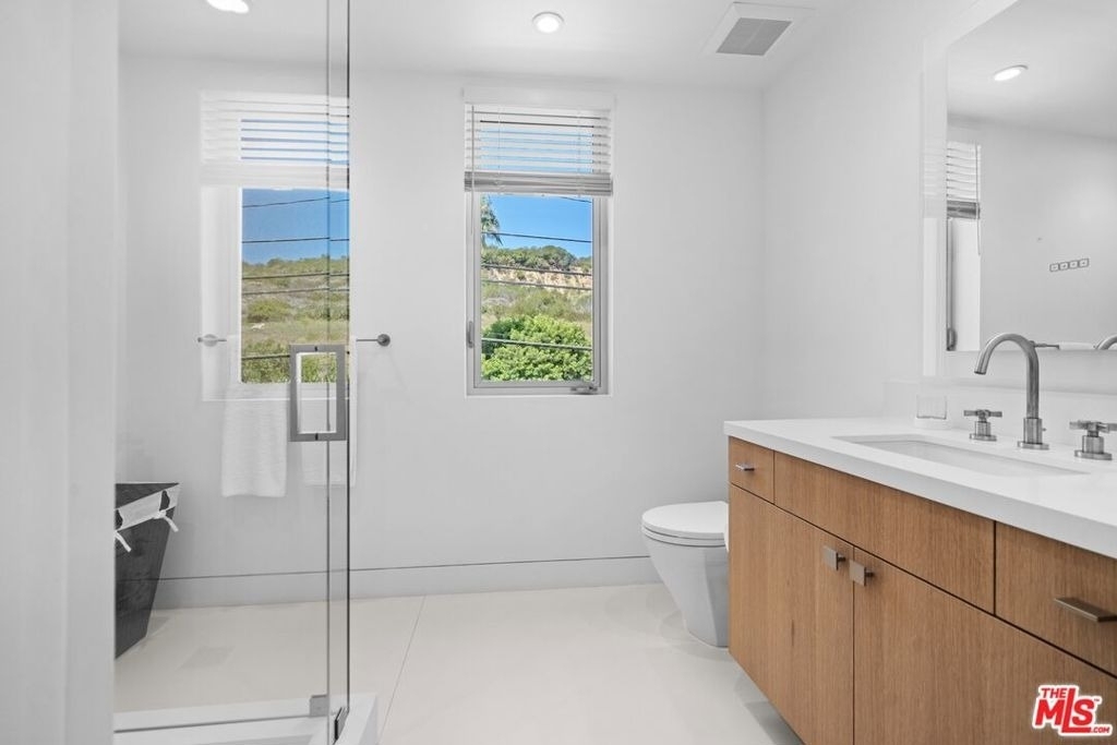 24380 Malibu Road - Photo 31