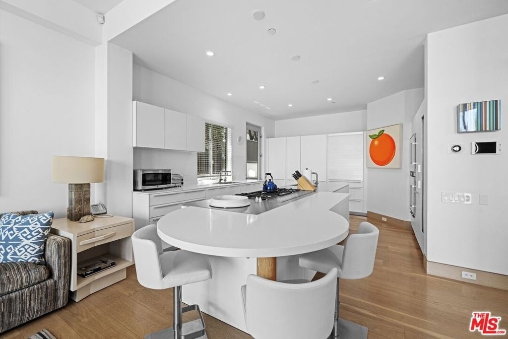 24380 Malibu Road - Photo 12