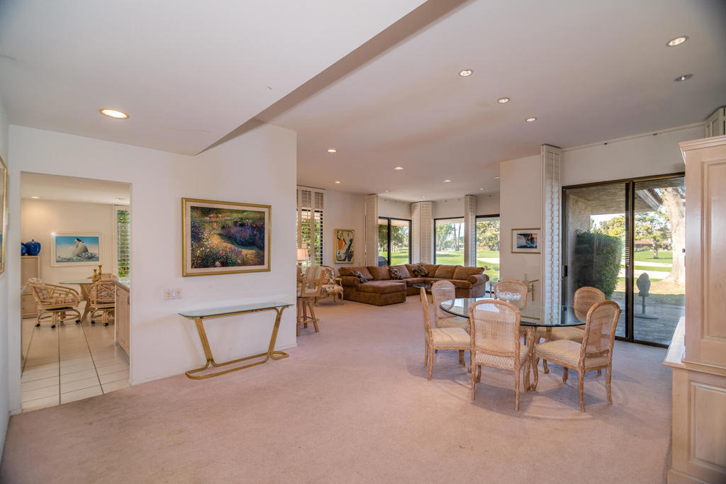 12 Columbia Drive - Photo 5
