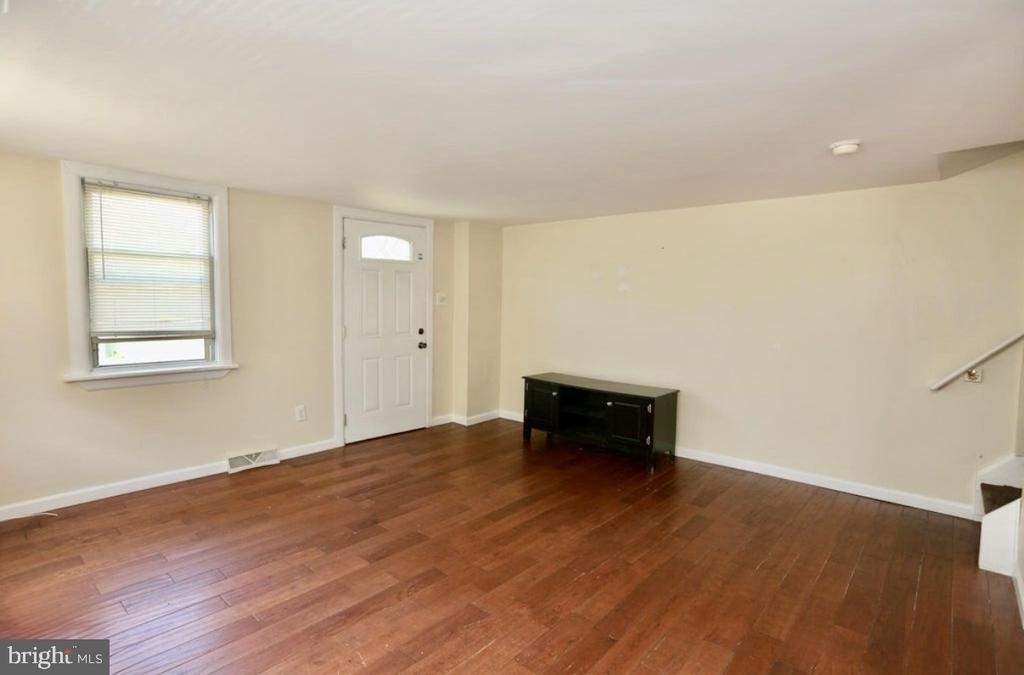 310 Ellis Street - Photo 11
