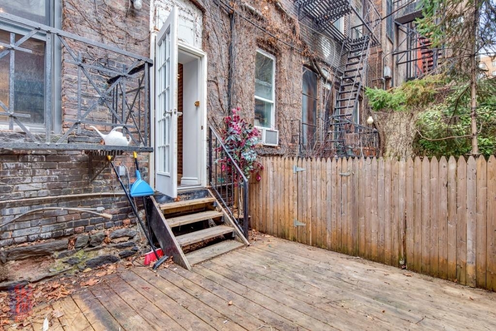 Copy of 250 Mott Street, Unit 4 - Photo 4
