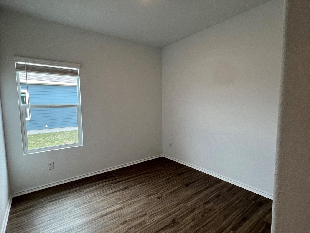 415 Halfmoon Dr - Photo 8