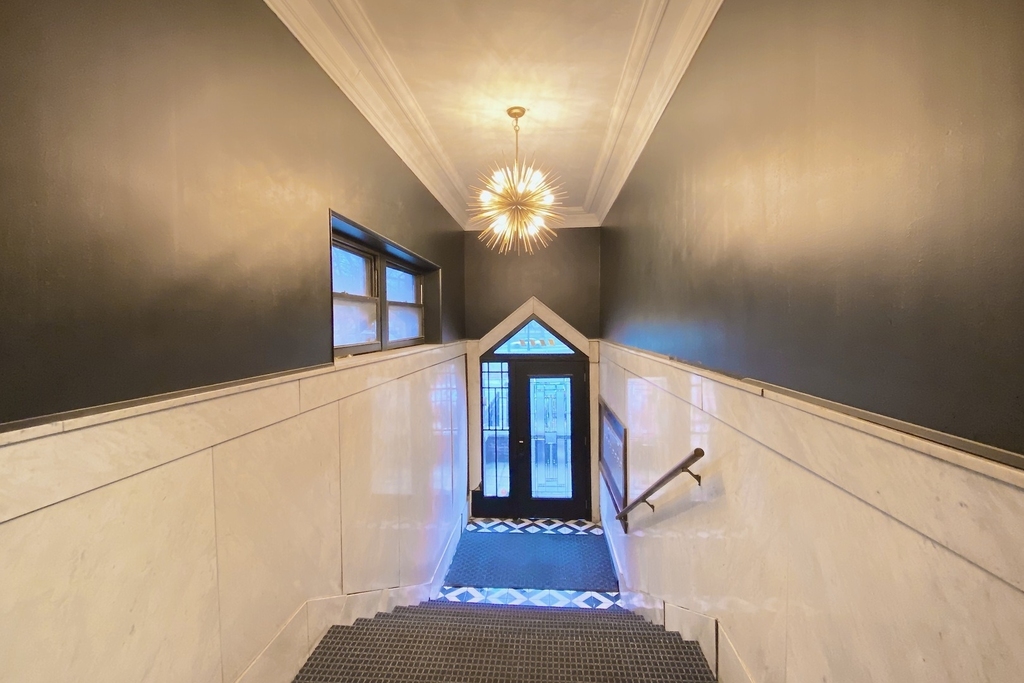5017 S Drexel Boulevard - Photo 11