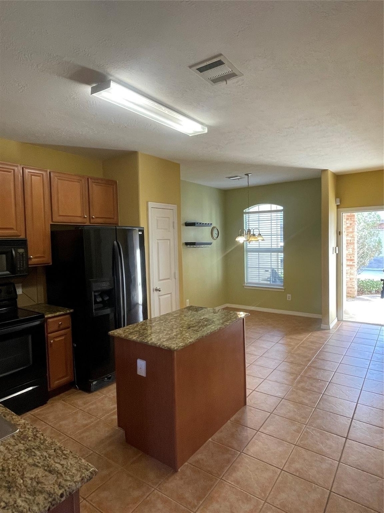 815 Sterling Creek Circle - Photo 4