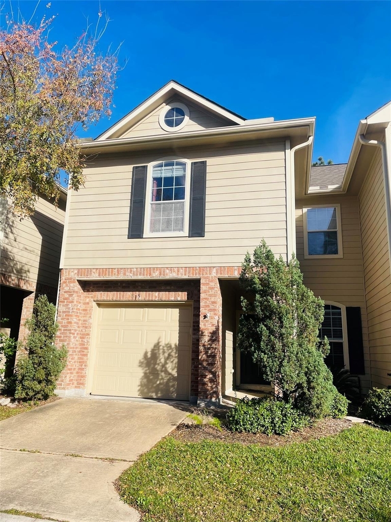 815 Sterling Creek Circle - Photo 0