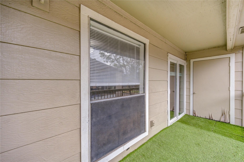 2120 Wilcrest Drive - Photo 8