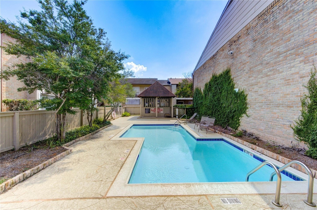 2120 Wilcrest Drive - Photo 2