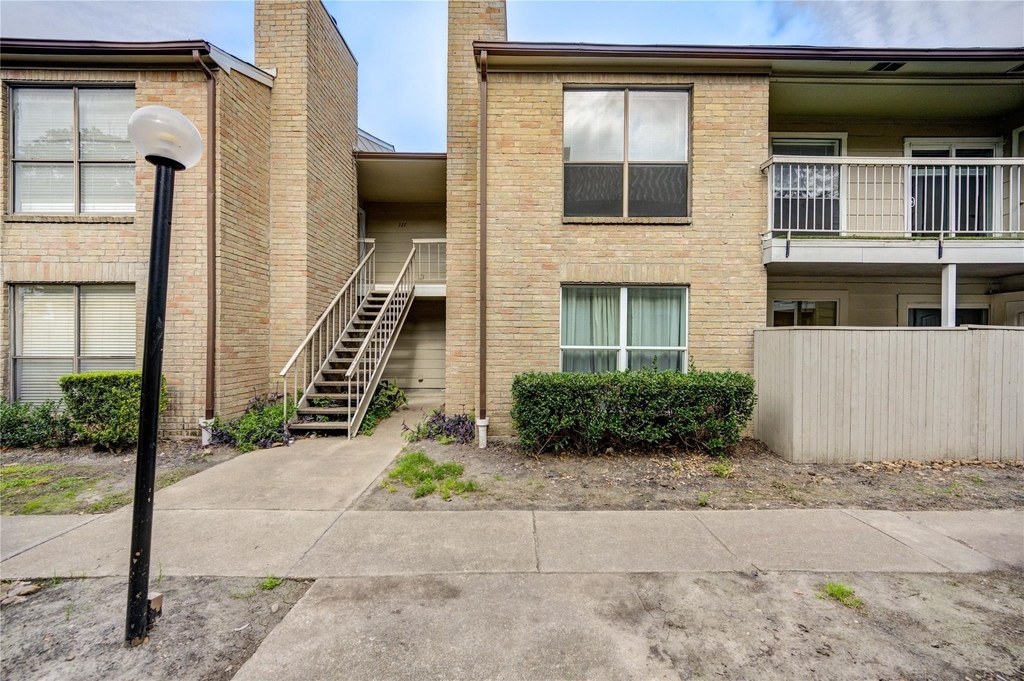 2120 Wilcrest Drive - Photo 0
