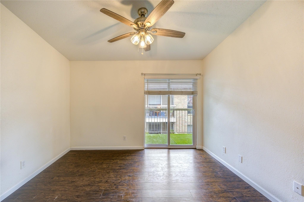 2120 Wilcrest Drive - Photo 27