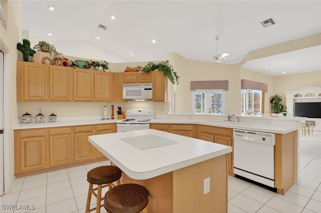 6687 Huntley Lane S - Photo 8
