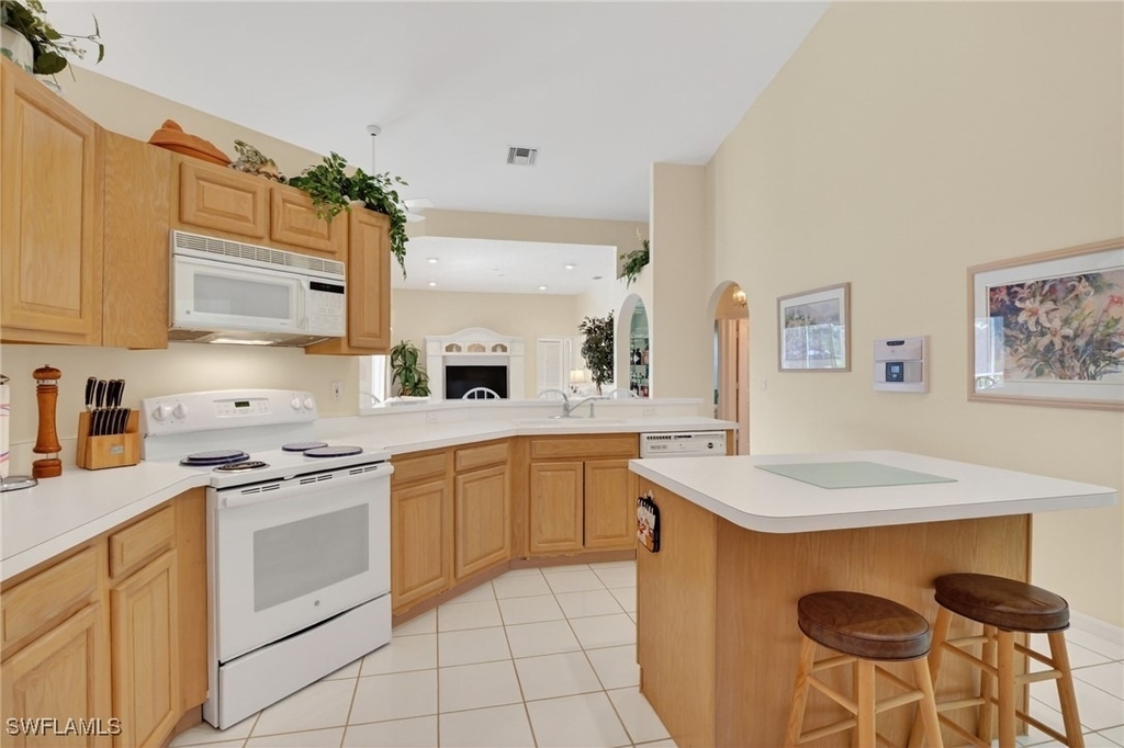 6687 Huntley Lane S - Photo 9