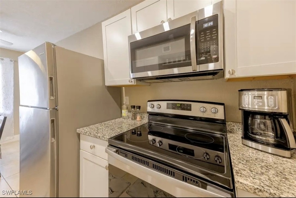 4605 Bayshore Dr. - Photo 5