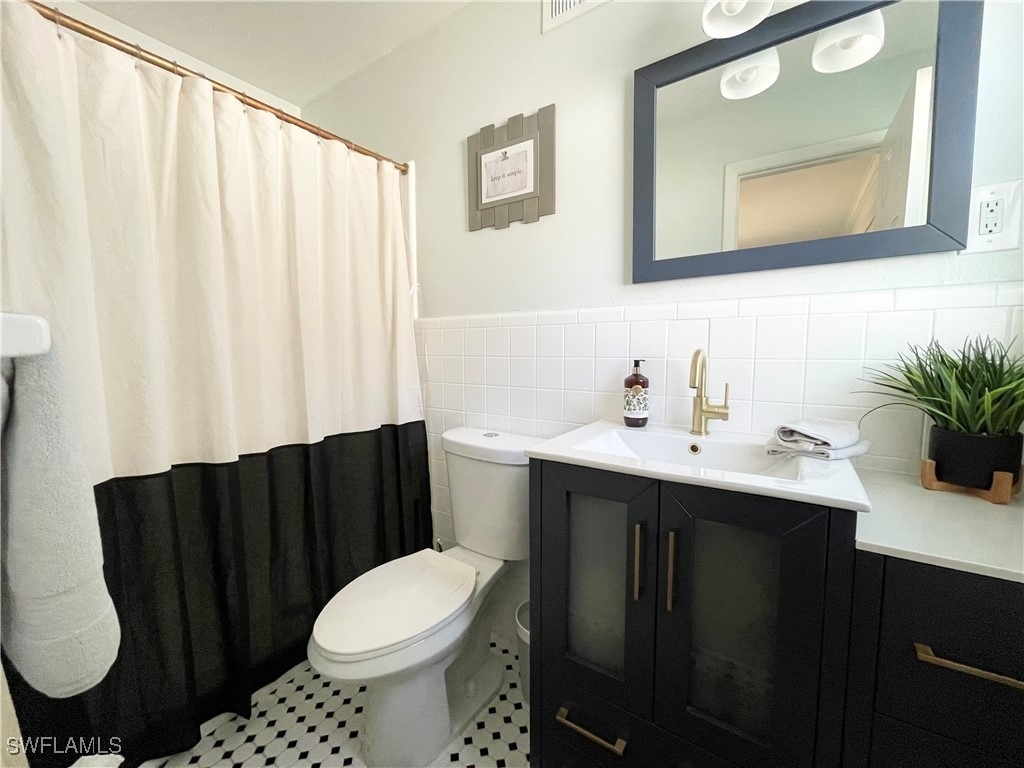 905 13th Street N - Photo 17