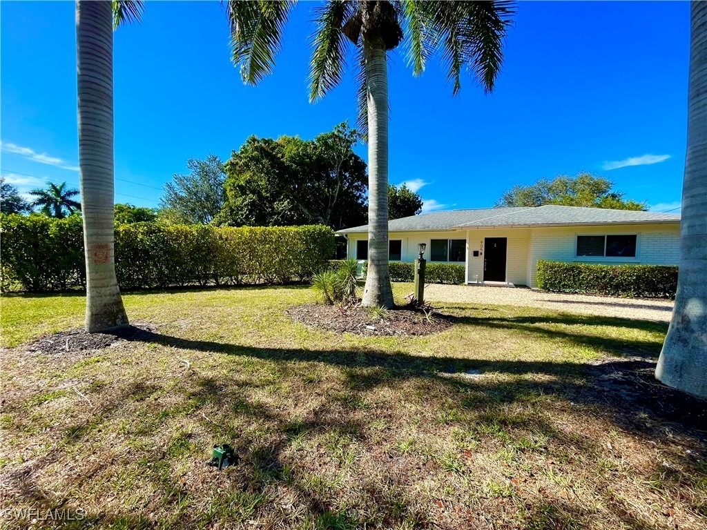 905 13th Street N - Photo 0