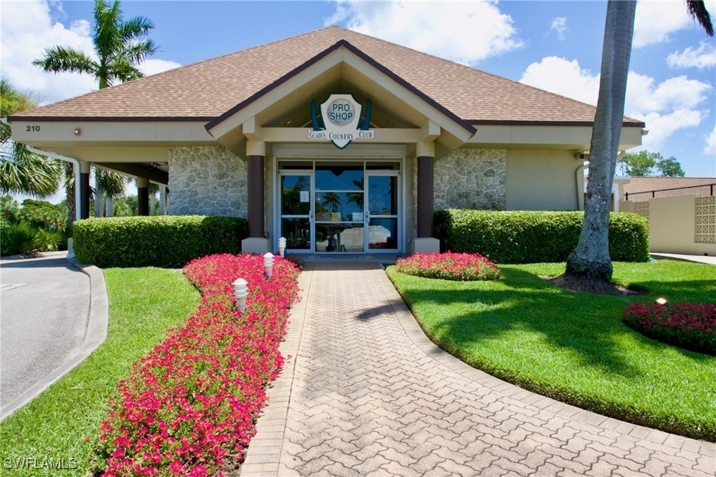 83 Glades Boulevard - Photo 16