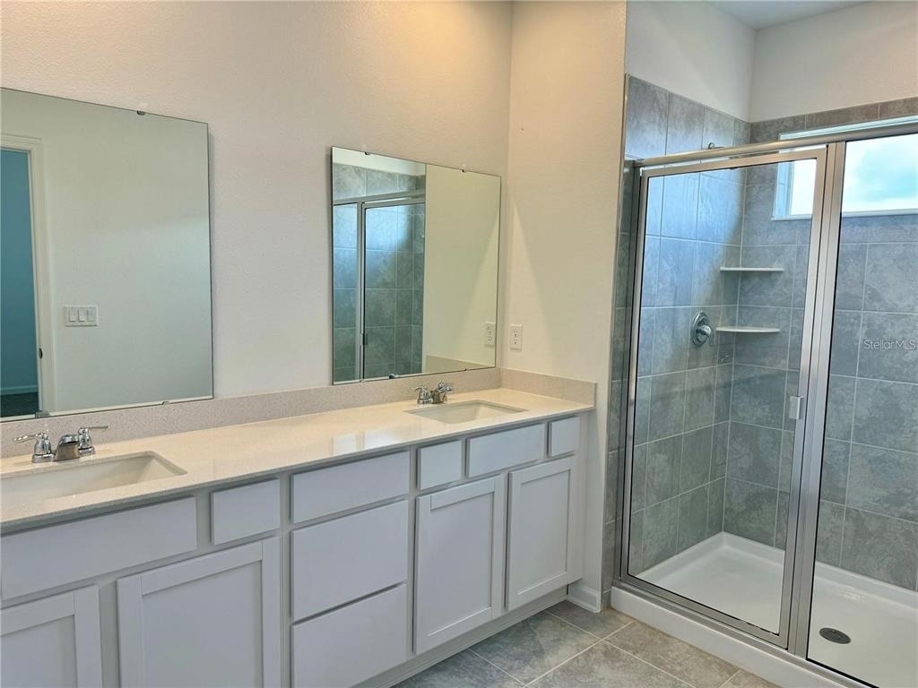 2452 Skyline Loop - Photo 8