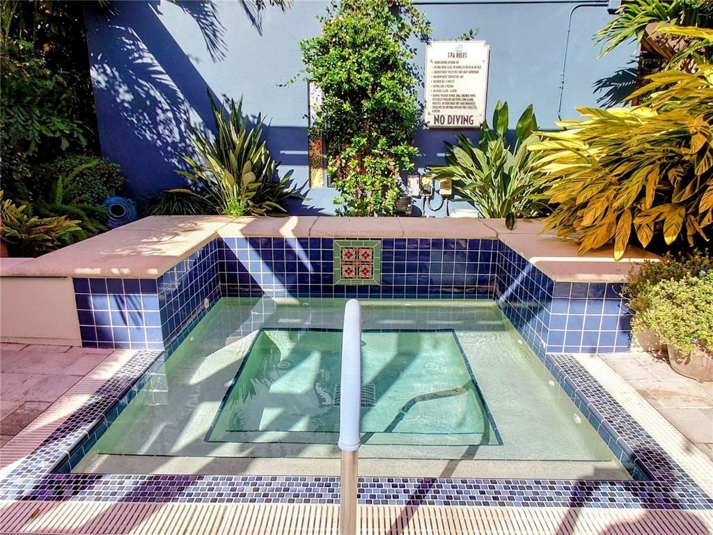 200 4th Avenue S - Photo 44