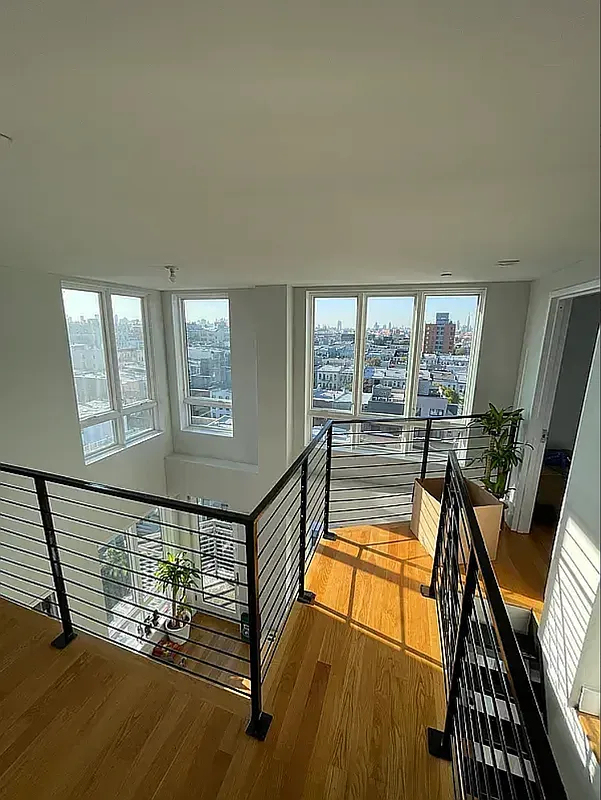 1433 Dekalb Avenue - Photo 1